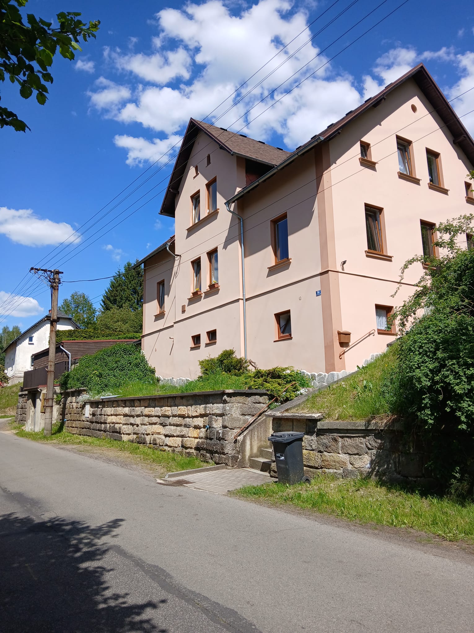 Rodinný dům Janoli - zahrada a venkovní posezení v Českém Švýcarsku